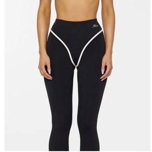 Stylish Black Leggings with White Trim